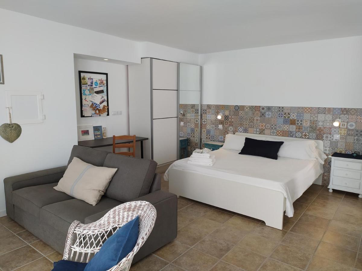Quintero Suites San Bartolomé Esterno foto