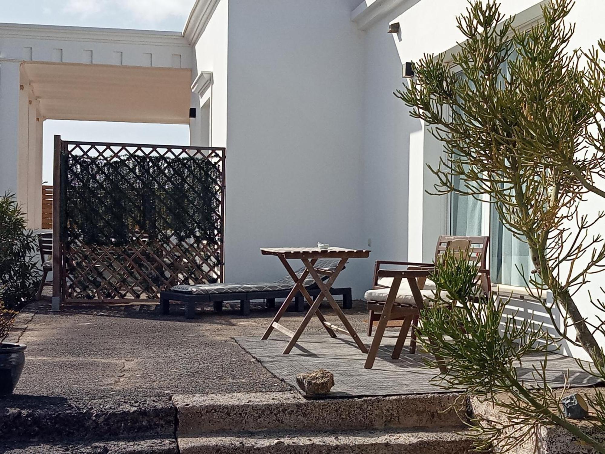 Quintero Suites San Bartolomé Esterno foto